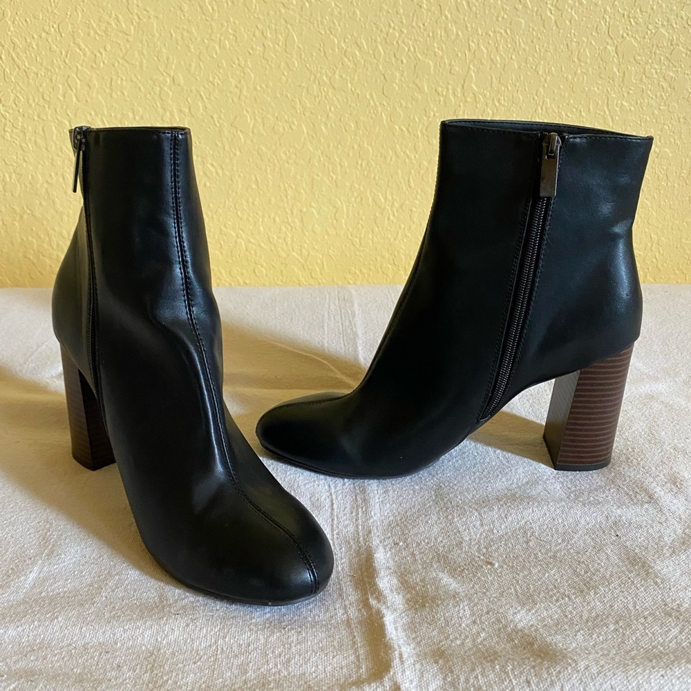 Merona Size 11 Black Faux Leather Boots - NWOT